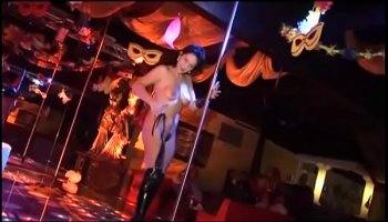 hard show and threesome